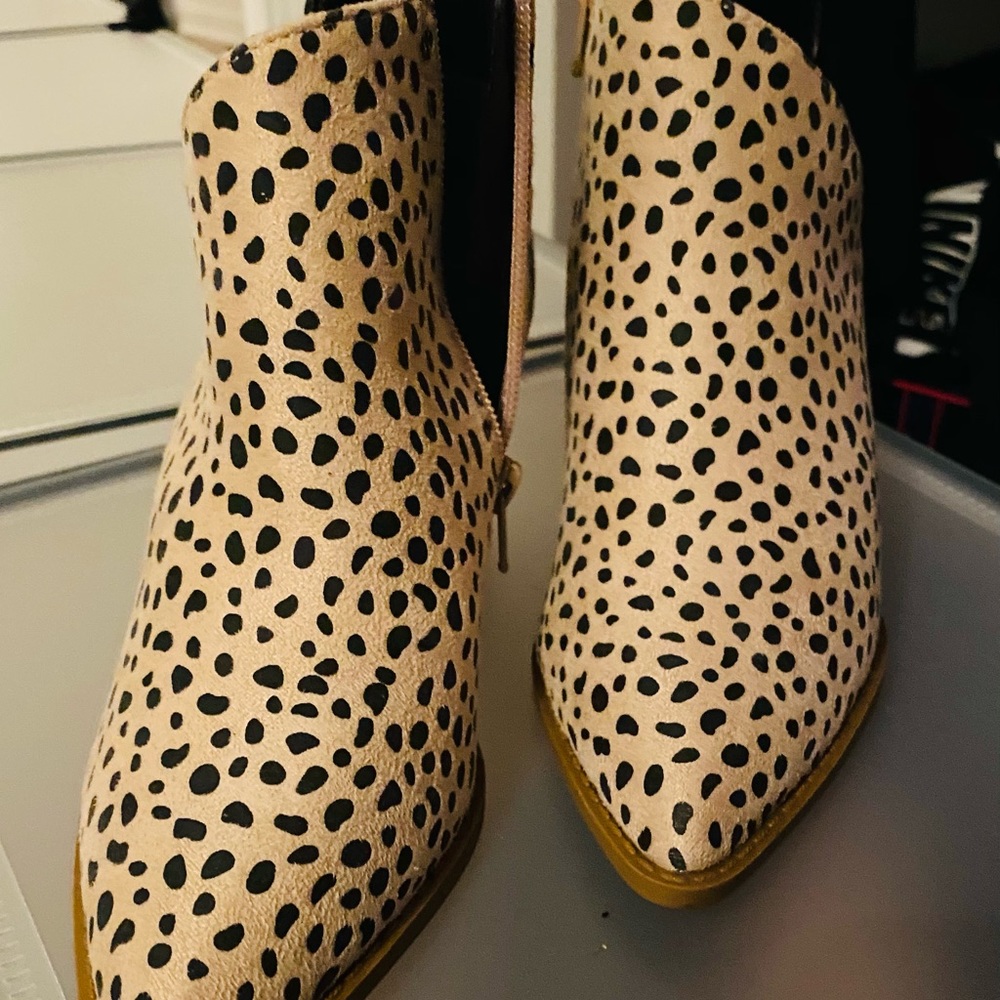 Booties - Picture 3 of 4